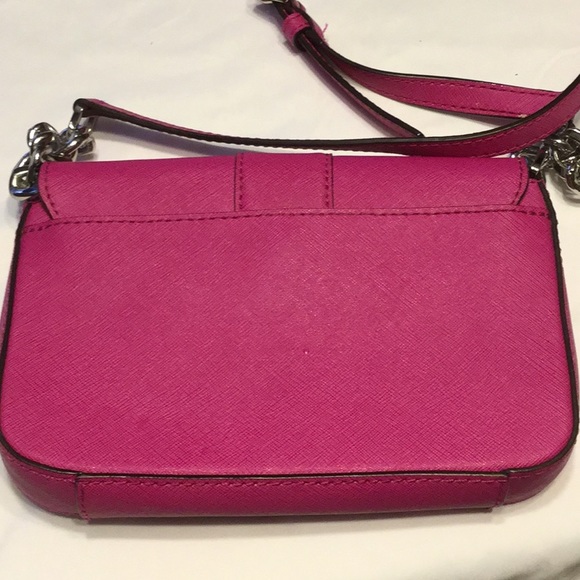 Michael Kors fuchsia mini bag! NWOT! - Picture 2 of 4